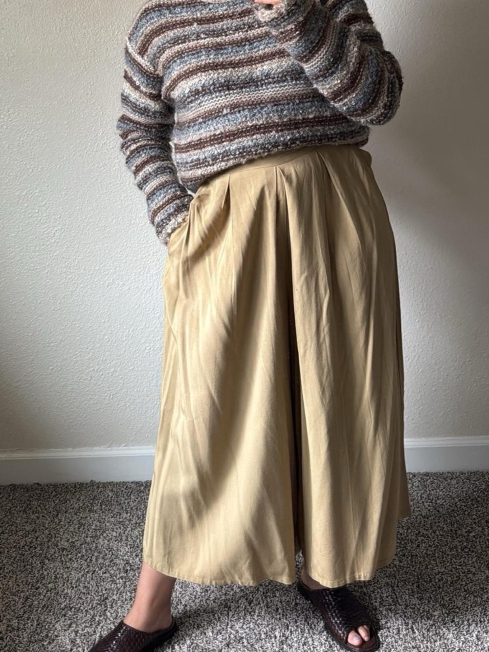 Vintage wide legged pants